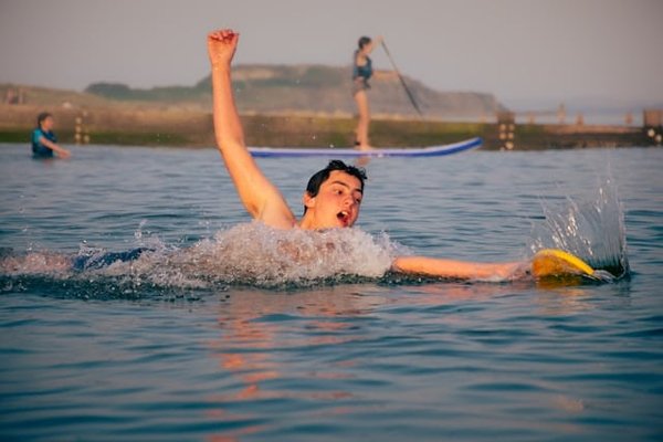 How to Optimize Nutritional Timing for Peak Performance in Swimmers During Tapering?